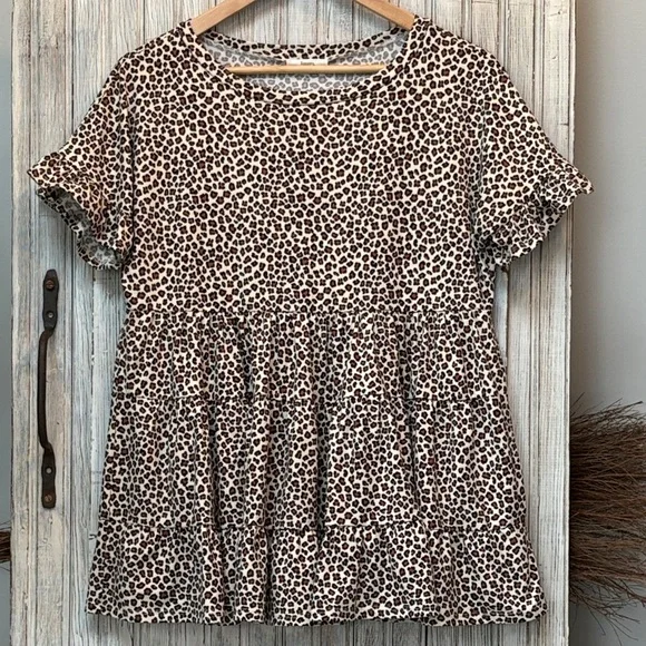 JODIFL Animal Print Short Sleeve Top Size S Oversized EUC - Picture 3 of 13